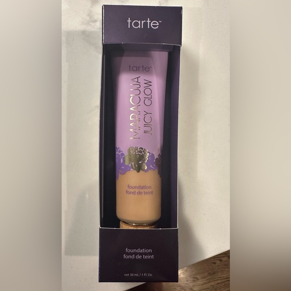 Tarte Maracuja Juicy Glow Foundation